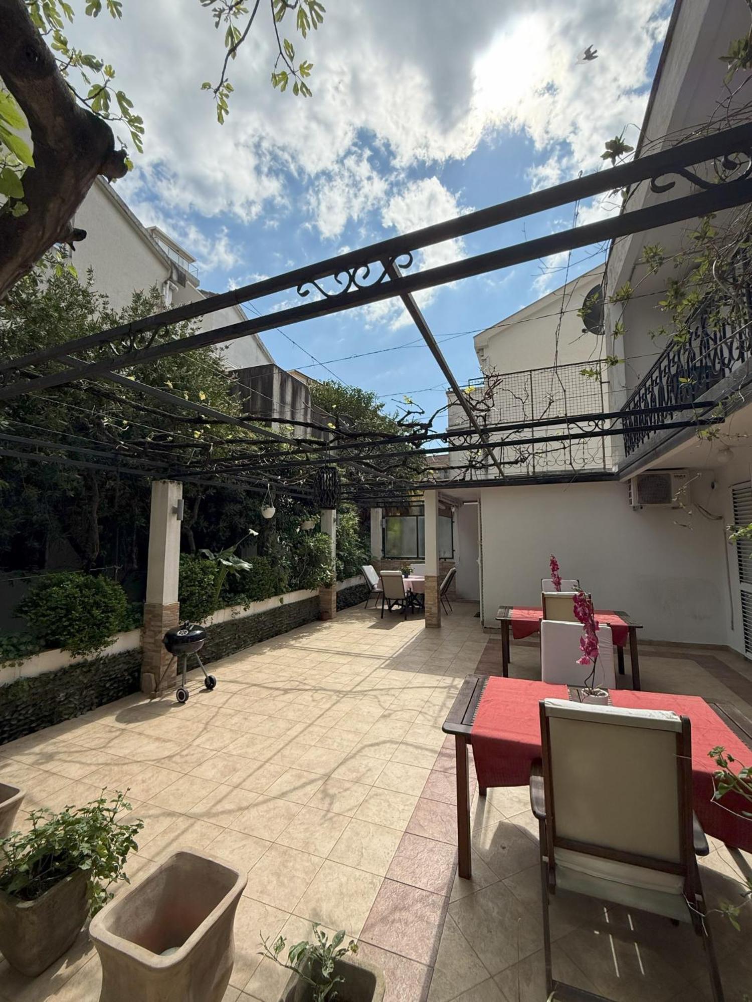 Splendid Luxury Apartments Будва Экстерьер фото